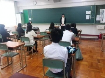 国語の授業（西嵜先生）
