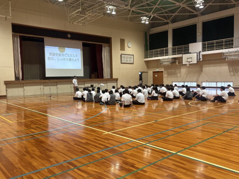 地震を想定した避難訓練・防災講演を行いました